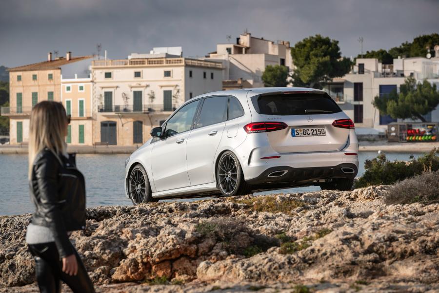  Mercedes-Benz B200 d AMG Line (W247) 2019 года  (фото 37 из 61)